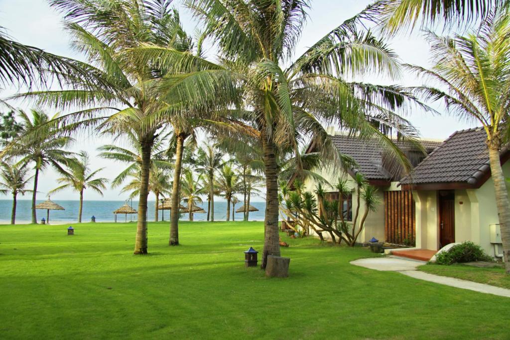 bungalow-1pn-palm-garden-beach-2